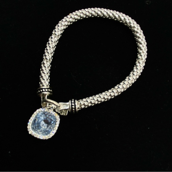 Nine West Jewelry - NINE WEST Stretch Silver & Blue Stone Cabachon Dangle Bracelet